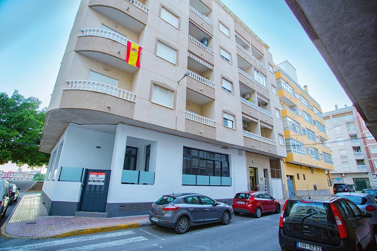 113 Beach And Trees - Alicante Holiday ตอร์เรเวียคา ภายนอก รูปภาพ